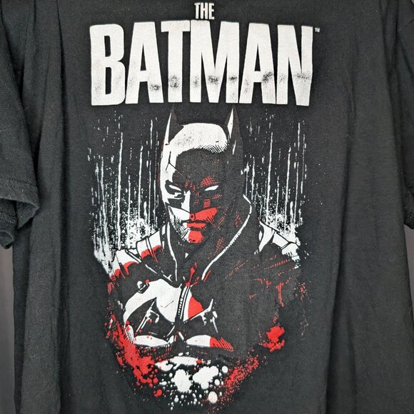 The Batman Graphic T-Shirt - Picture 3 of 4